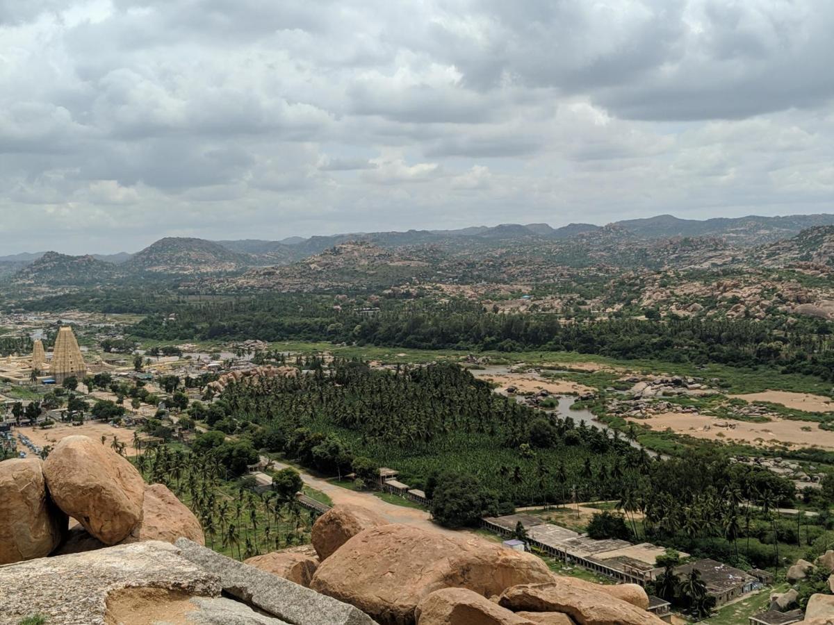 Hotel Varsha Hampi Dış mekan fotoğraf
