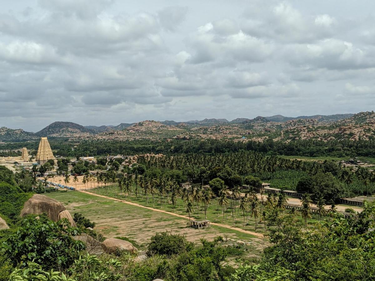 Hotel Varsha Hampi Dış mekan fotoğraf