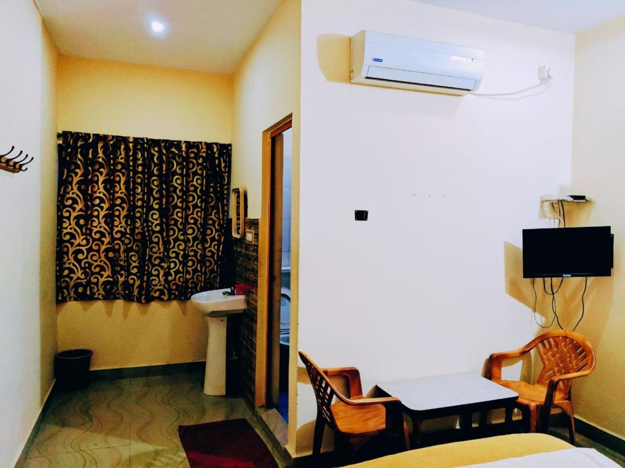Hotel Varsha Hampi Dış mekan fotoğraf