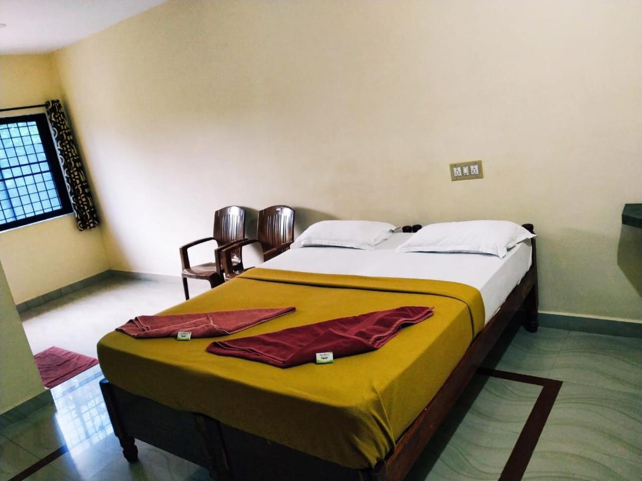 Hotel Varsha Hampi Dış mekan fotoğraf