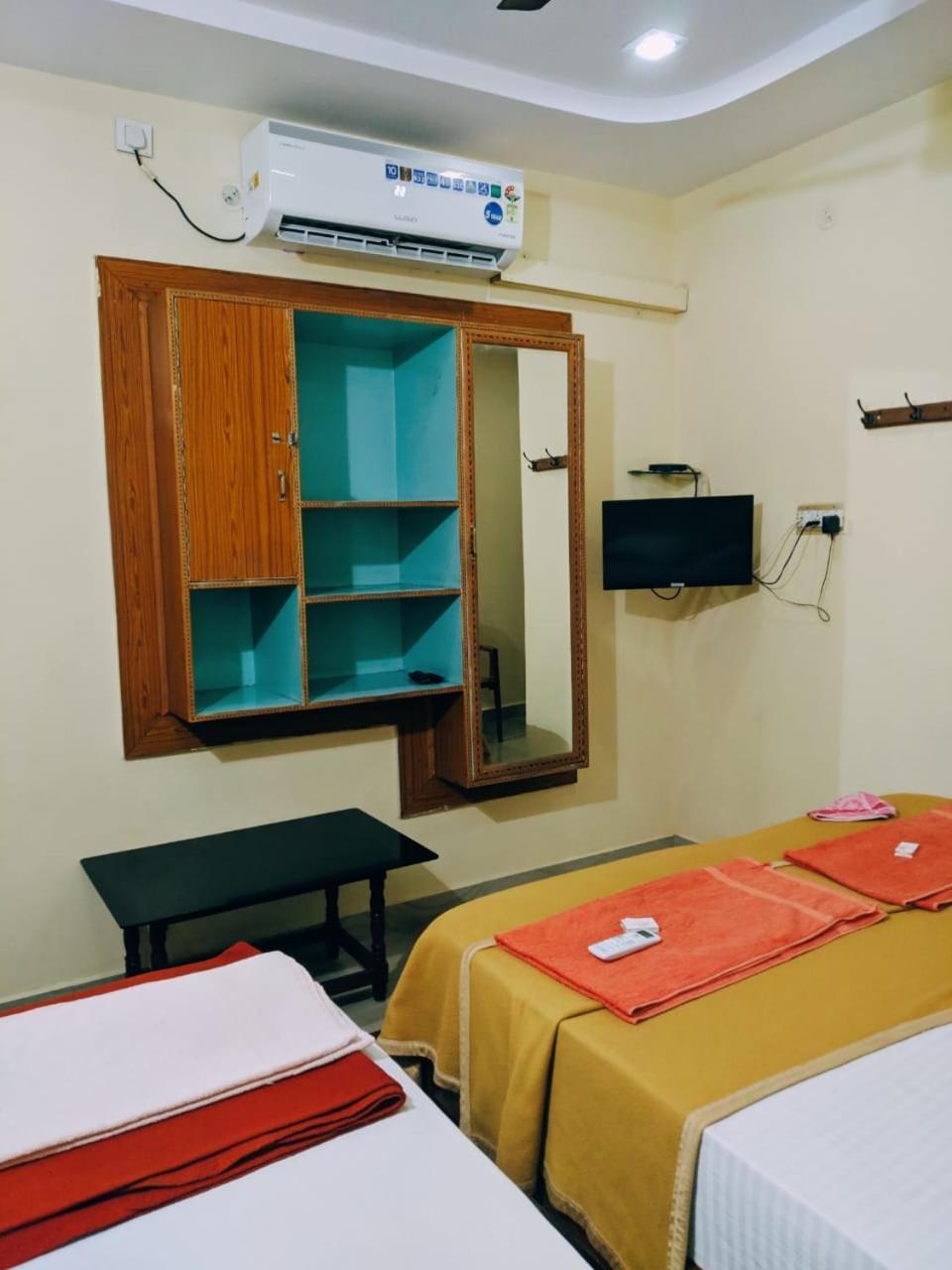 Hotel Varsha Hampi Dış mekan fotoğraf