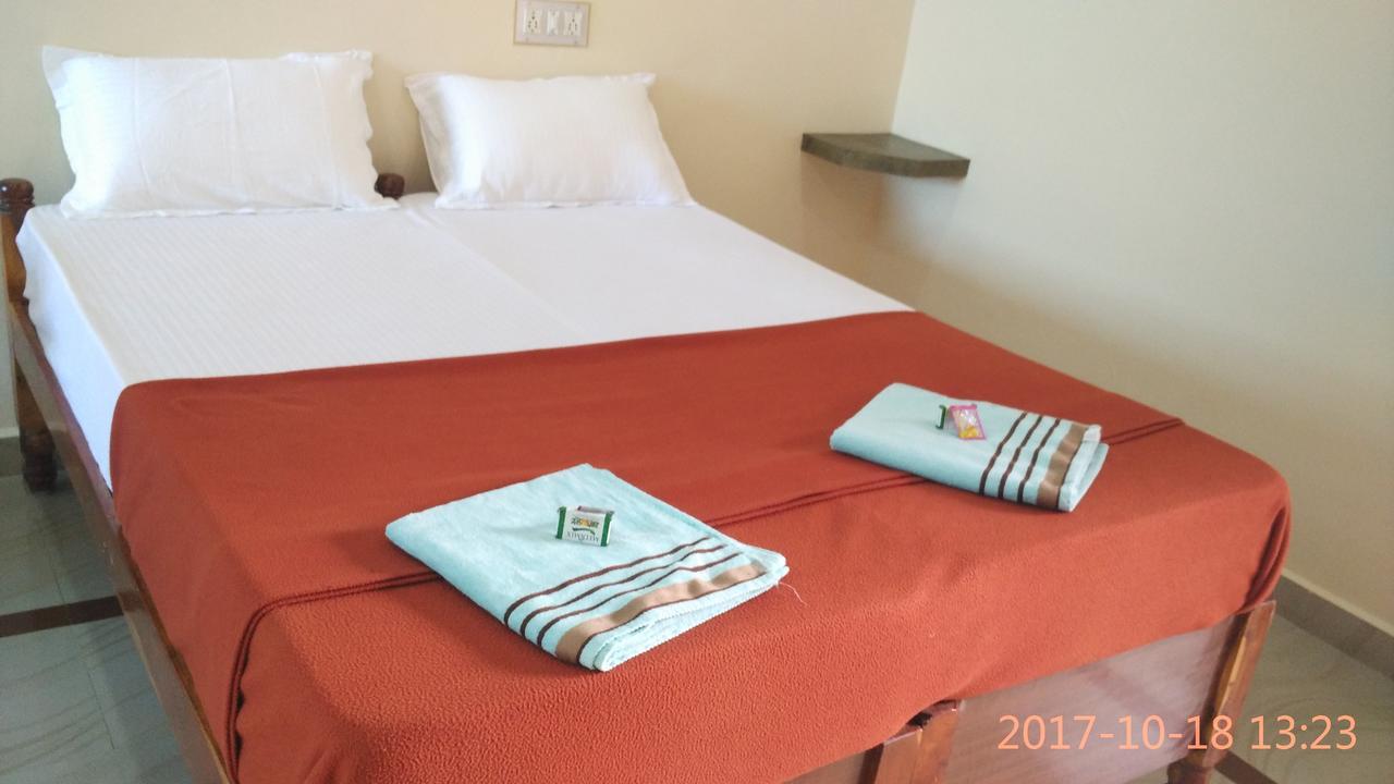 Hotel Varsha Hampi Dış mekan fotoğraf