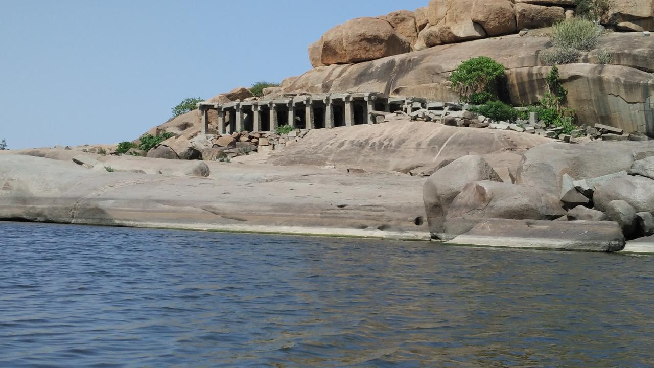 Hotel Varsha Hampi Dış mekan fotoğraf