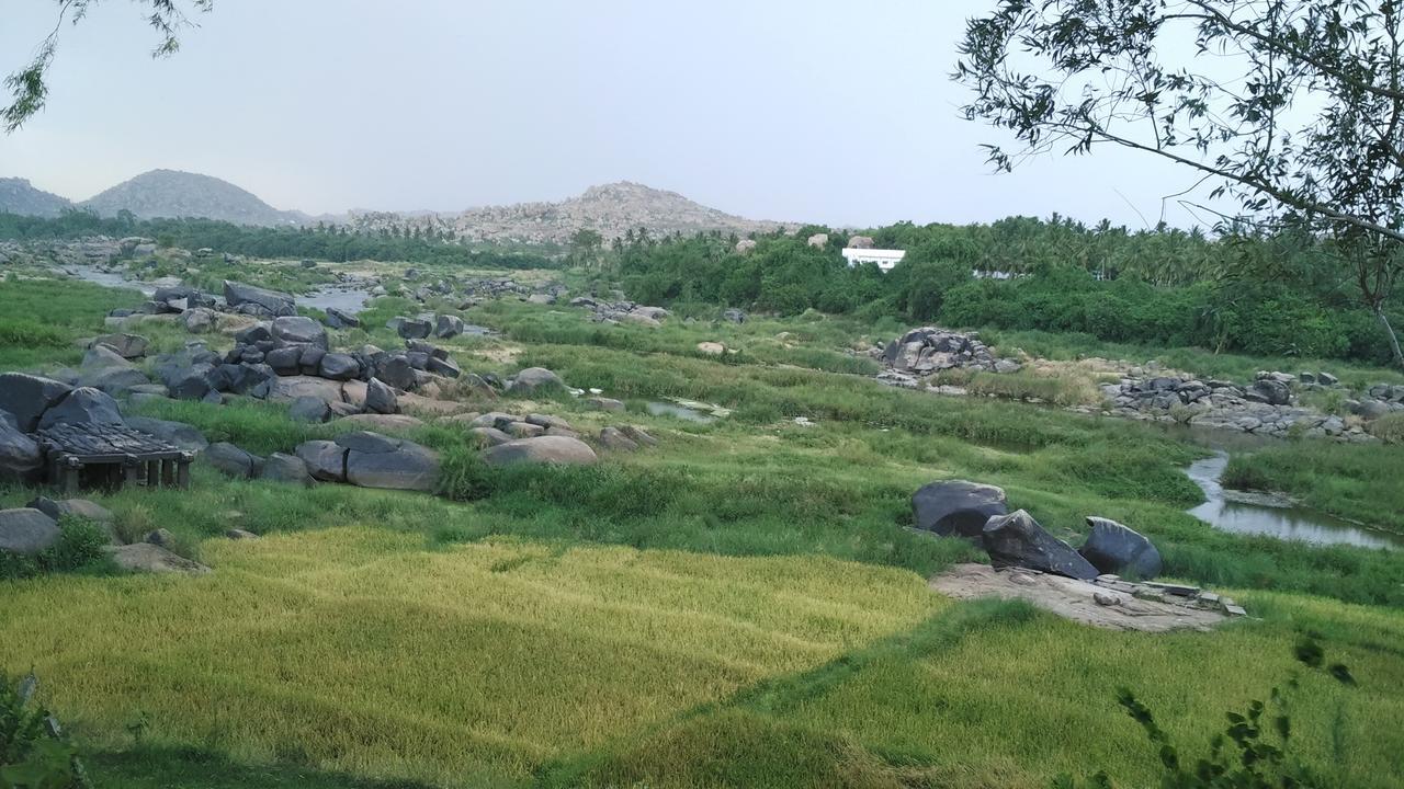 Hotel Varsha Hampi Dış mekan fotoğraf