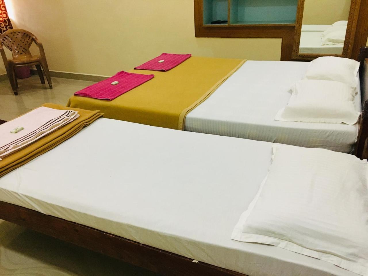 Hotel Varsha Hampi Dış mekan fotoğraf