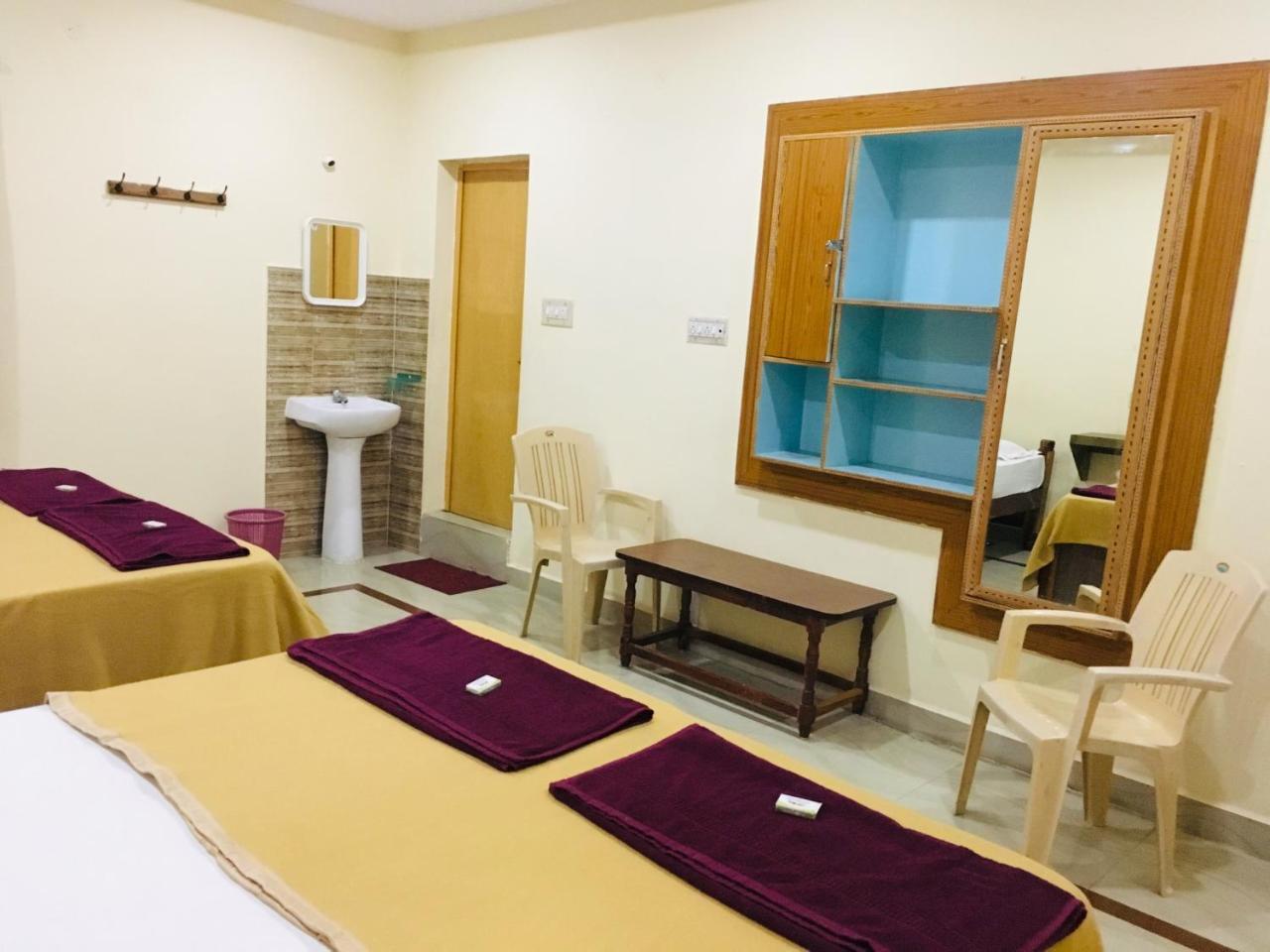 Hotel Varsha Hampi Dış mekan fotoğraf