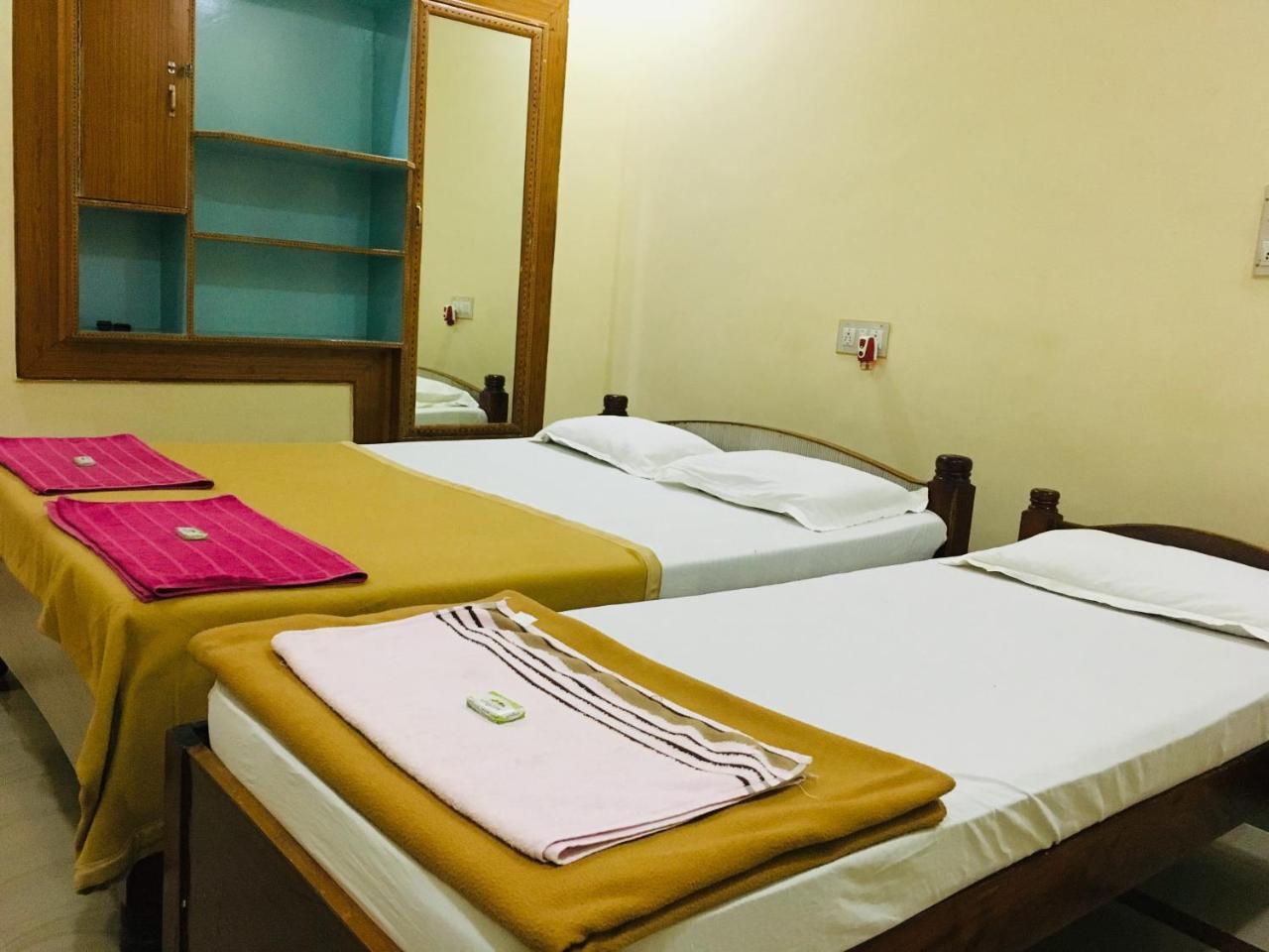 Hotel Varsha Hampi Dış mekan fotoğraf